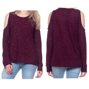 ➕cold shoulder sweater